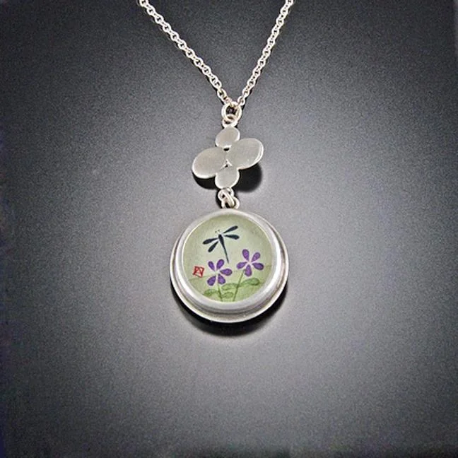 friendship necklace for women-Small Round Dragonfly Necklace with Charm