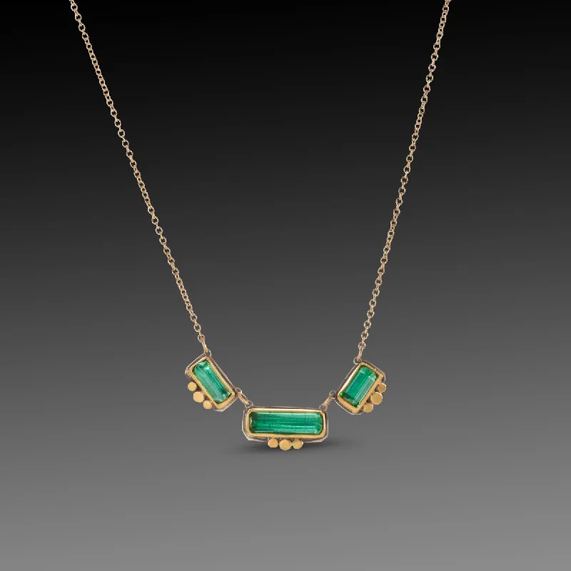 diamond heart necklace for women-Linked Green Tourmaline Necklace