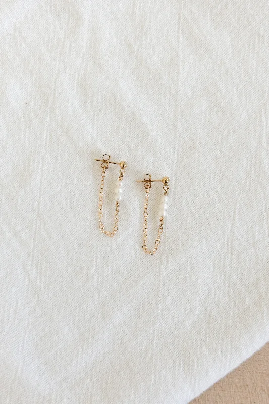 stud earrings for women-Pearl Chain Loop Earrings