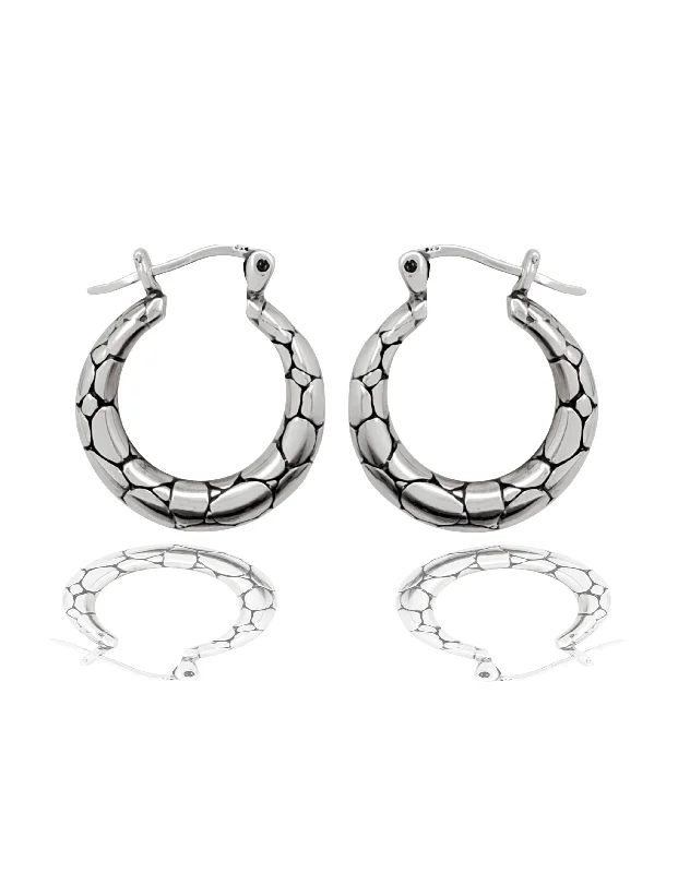 elegant drop earrings for women-Antique-Finish Pebble Pattern Hoop Earrings (Silver)